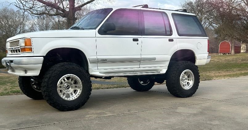 1993 Ford Explorer | The Branson Auction