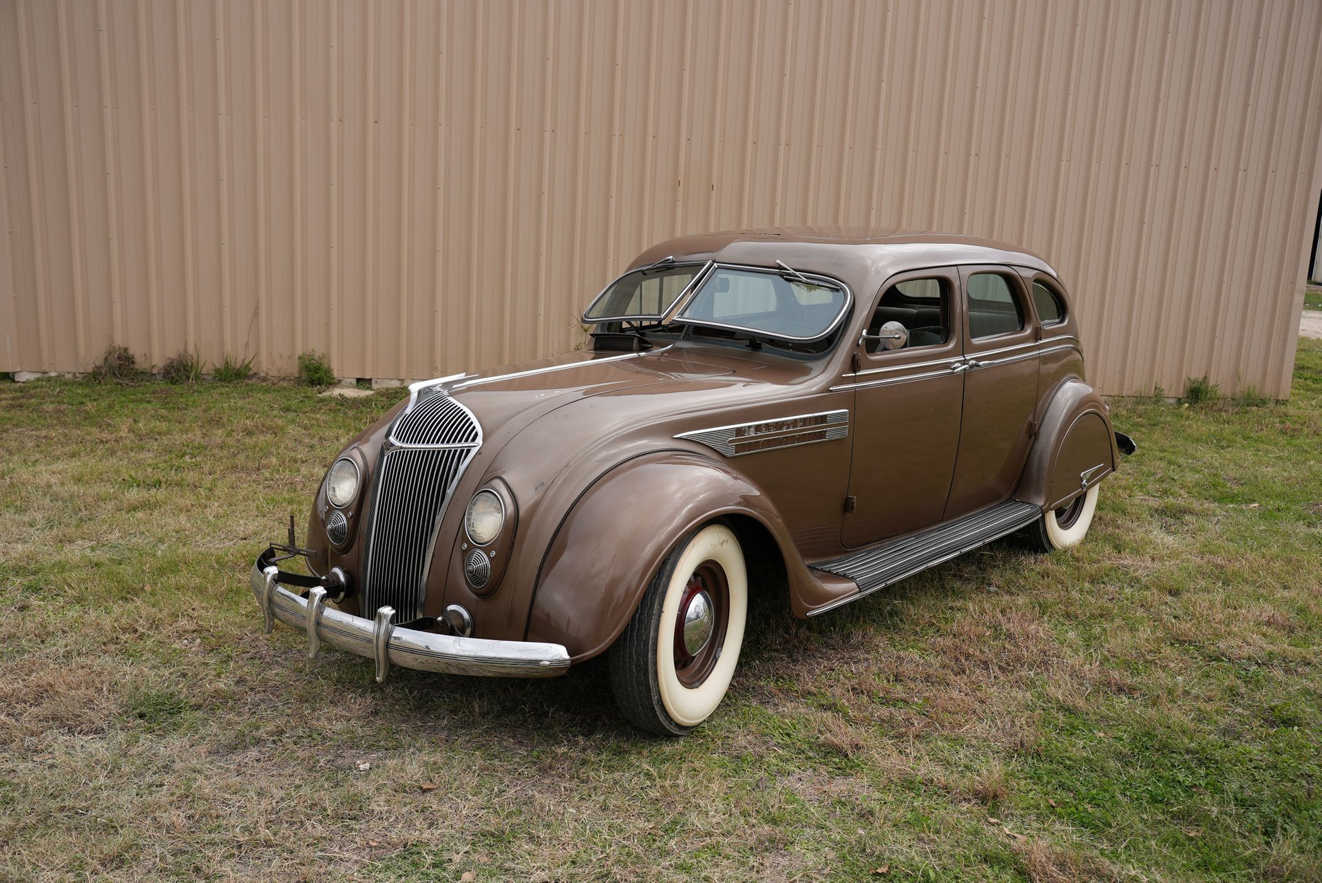 1936 chrysler airflow imperial sedan