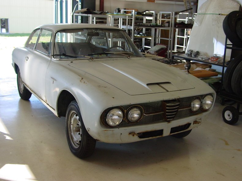 1963 Alfa Romeo 2600 Sprint