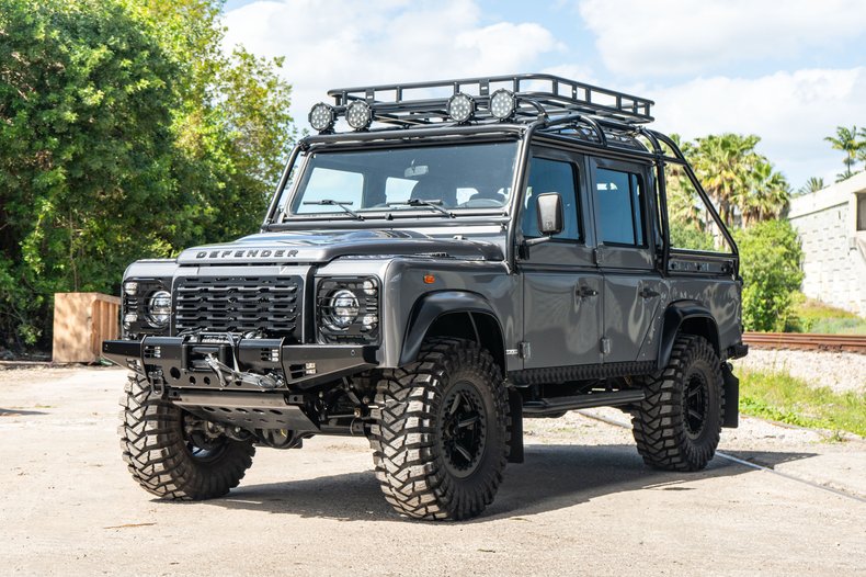 1993 Land Rover Defender 110 | Bullet Motorsports Inc.