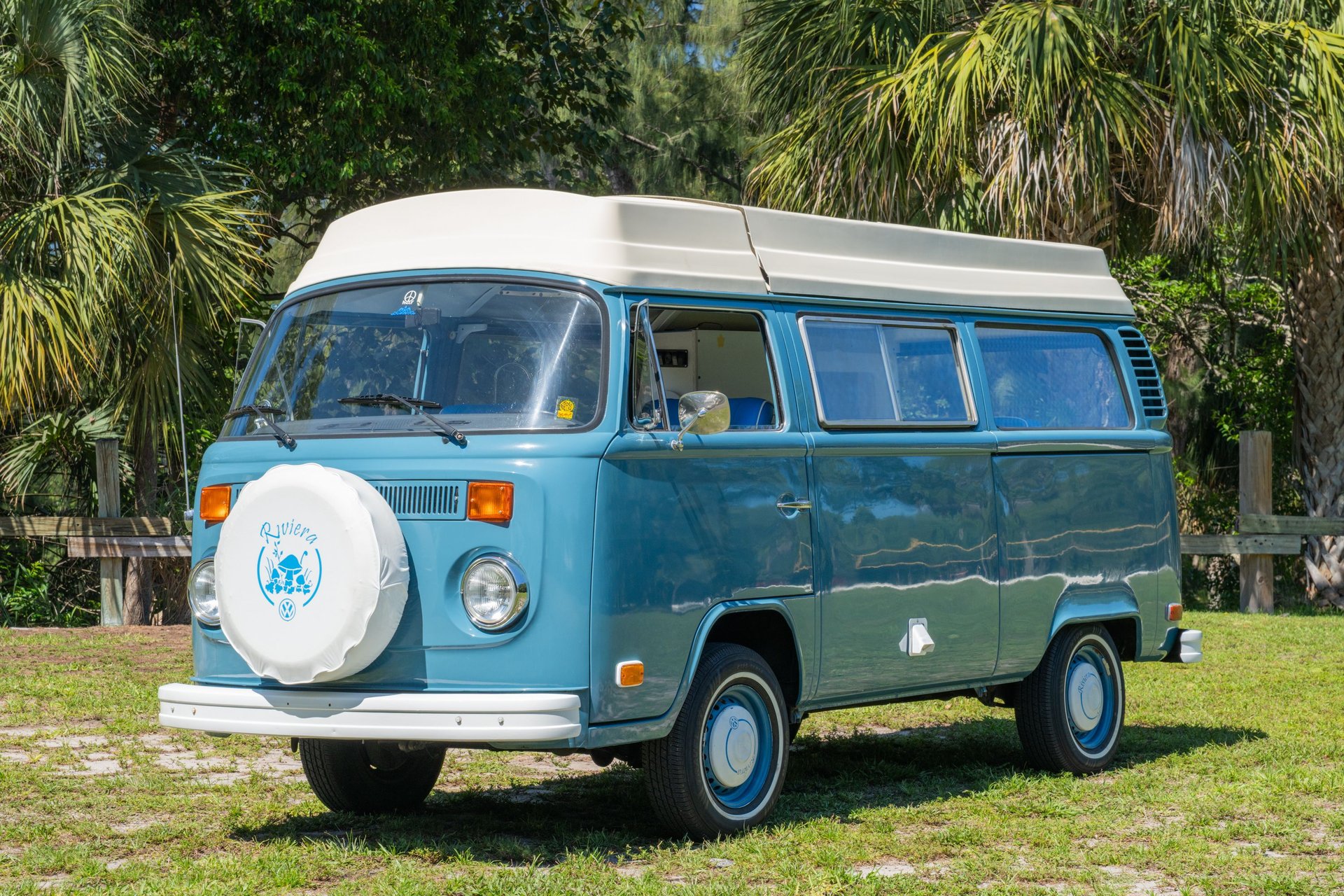 1973 Volkswagen Kombi | Bullet Motorsports Inc.