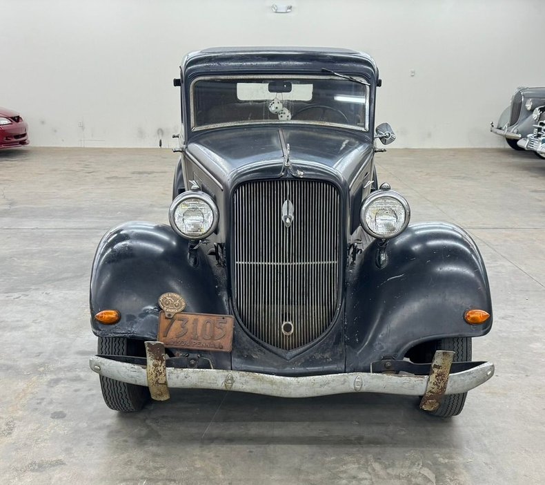 1934 Plymouth PE Deluxe 8