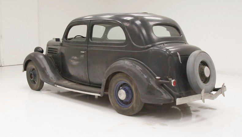 1935 Ford 48 Series 3