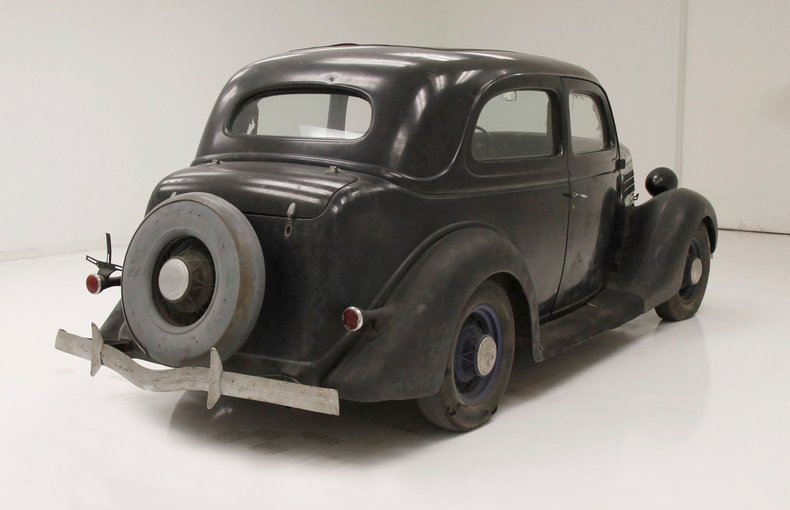 1935 Ford 48 Series 4