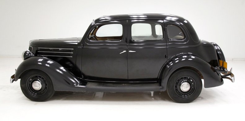 1936 Ford Fordor Standard 2