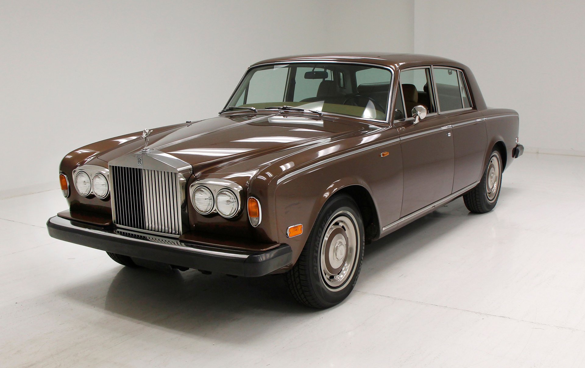 https://cdn.dealeraccelerate.com/cam/34/1886/78445/1920x1440/1975-rolls-royce-silver-shadow