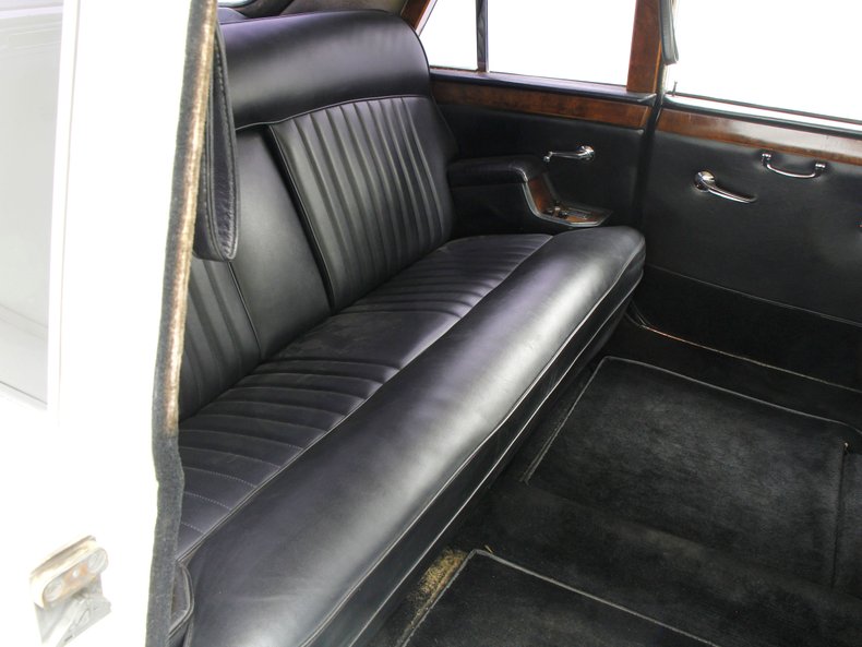 1971 Daimler Limousine 25