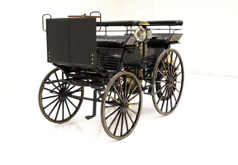 1890 Daimler Four Wheel Automobile Replica 1