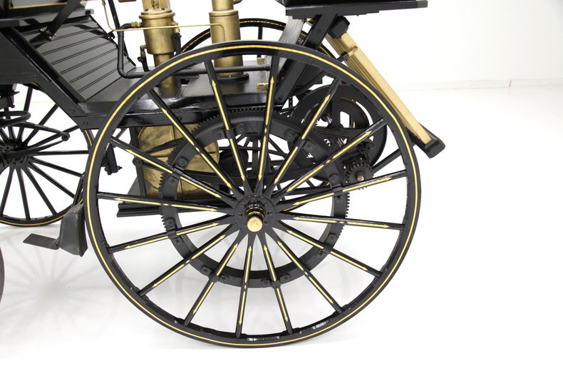 1890 Daimler Four Wheel Automobile Replica 10