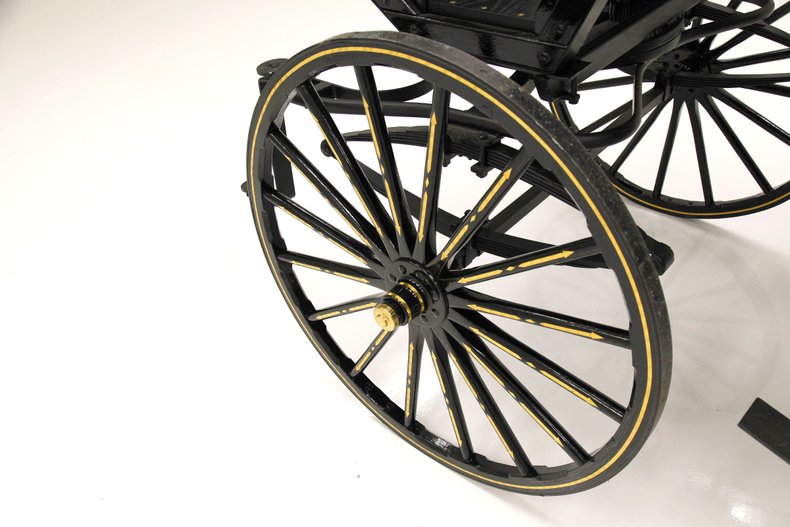 1890 Daimler Four Wheel Automobile Replica 9