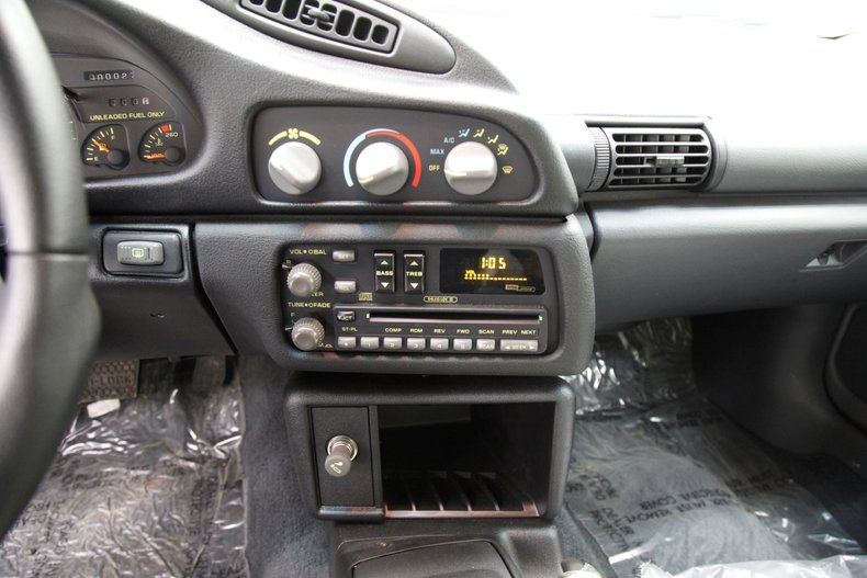 1993 Chevrolet Camaro 29
