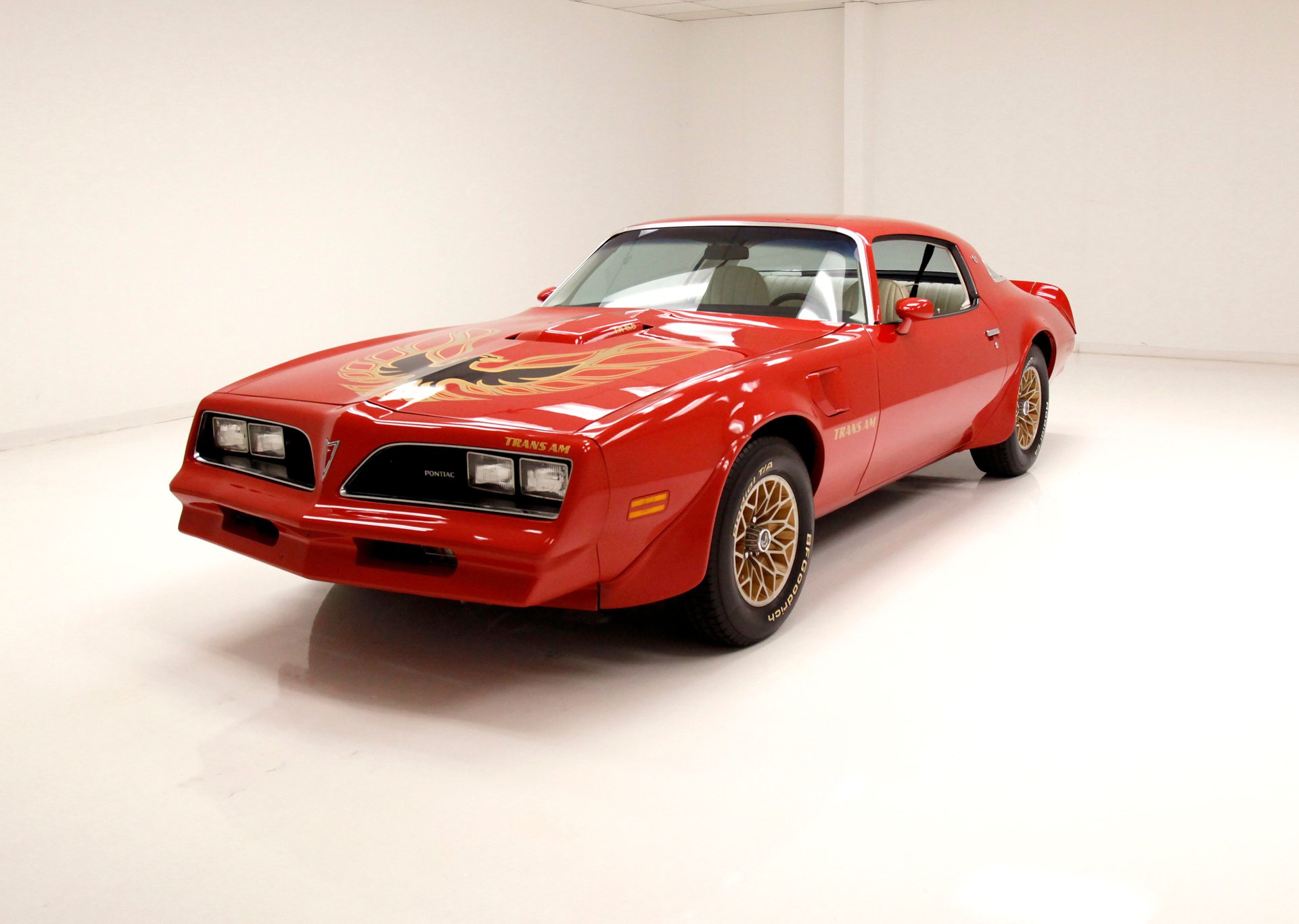 1977 Pontiac Firebird | Classic Auto Mall
