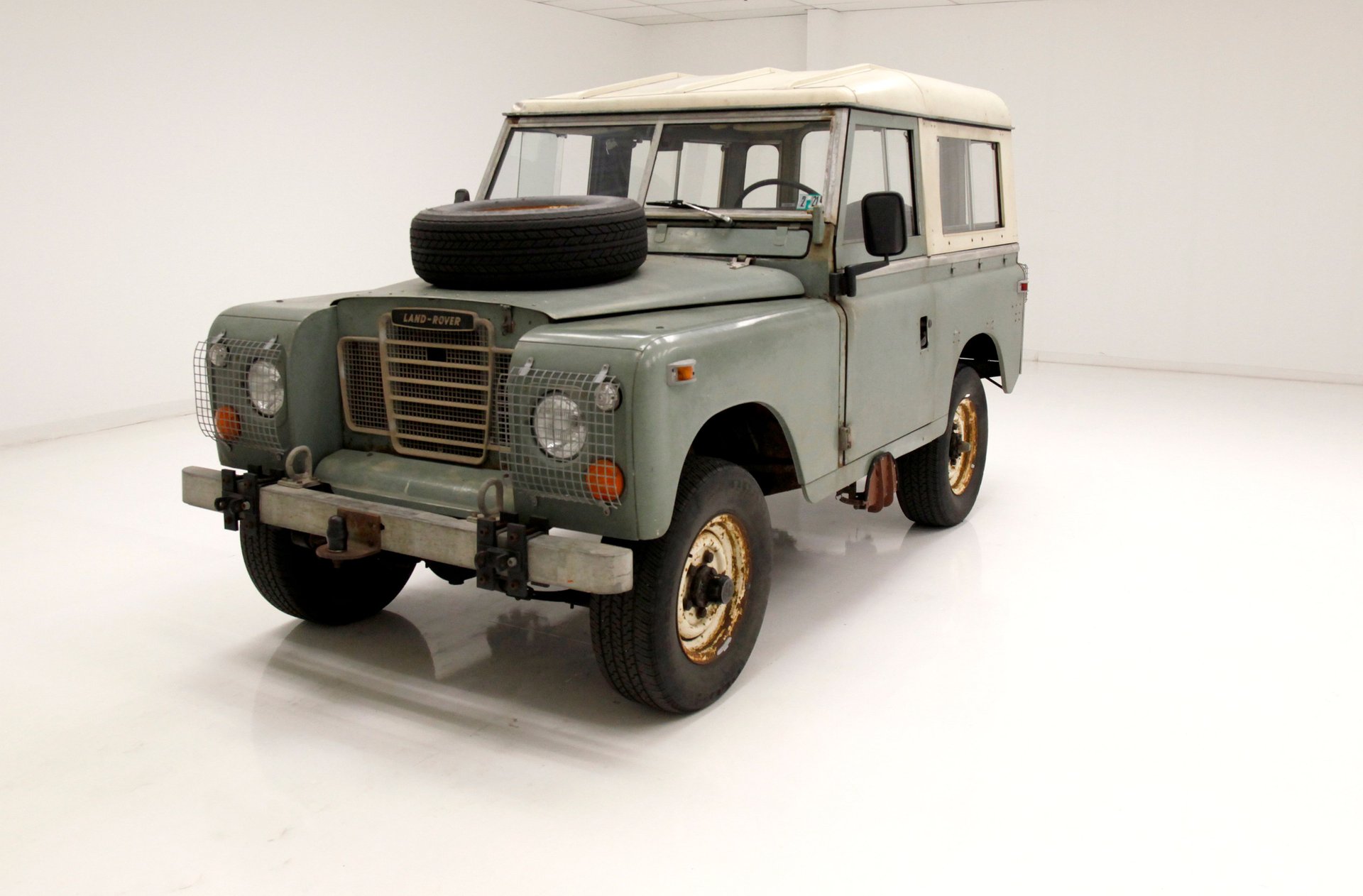 1972 Land Rover Series III | Classic Auto Mall