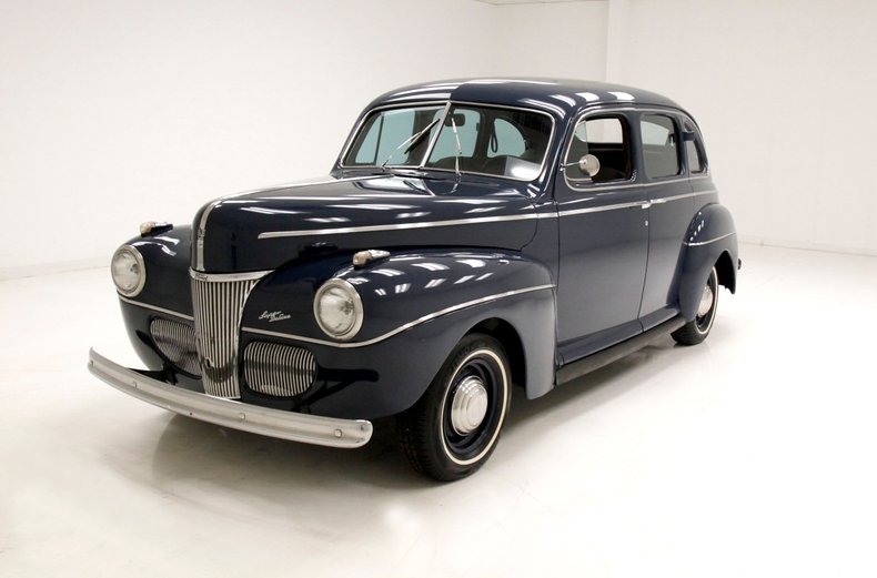 1941 Ford Super Deluxe 1