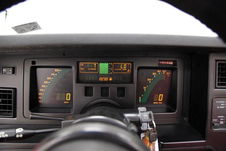 1987 Chevrolet Corvette 35