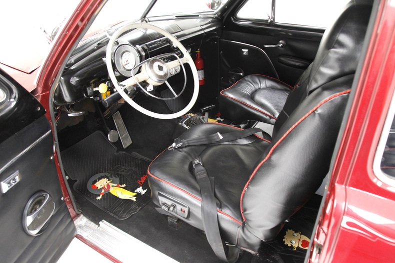 thumbnail image 2 of 1949-1951 Ford Shoebox Pedal Pad & Bumper Kit – Rubber Brake/Clutch Pedal By Carpenter 2 of 4