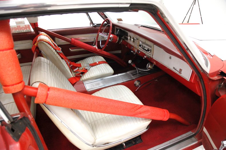 1964 Dodge Polara 36