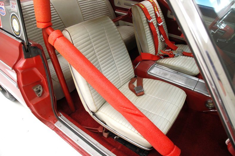 1964 Dodge Polara 37