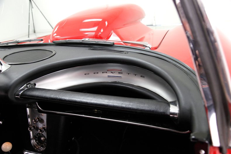 1960 Chevrolet Corvette 42