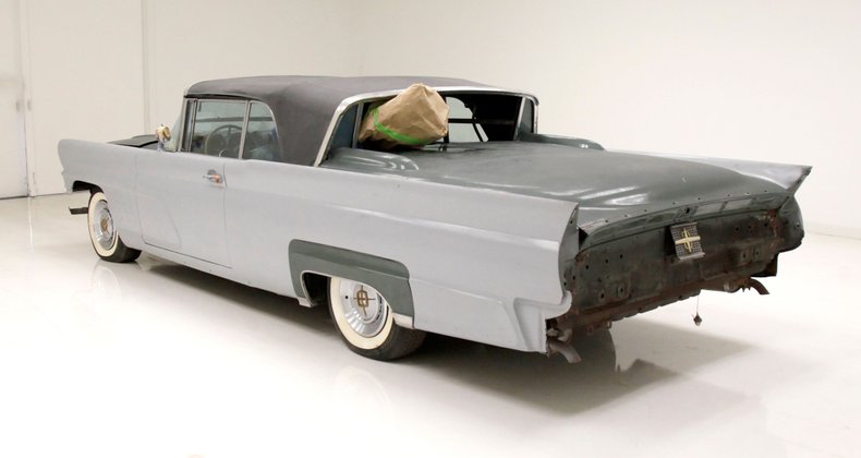 1960 Lincoln Mark V 3