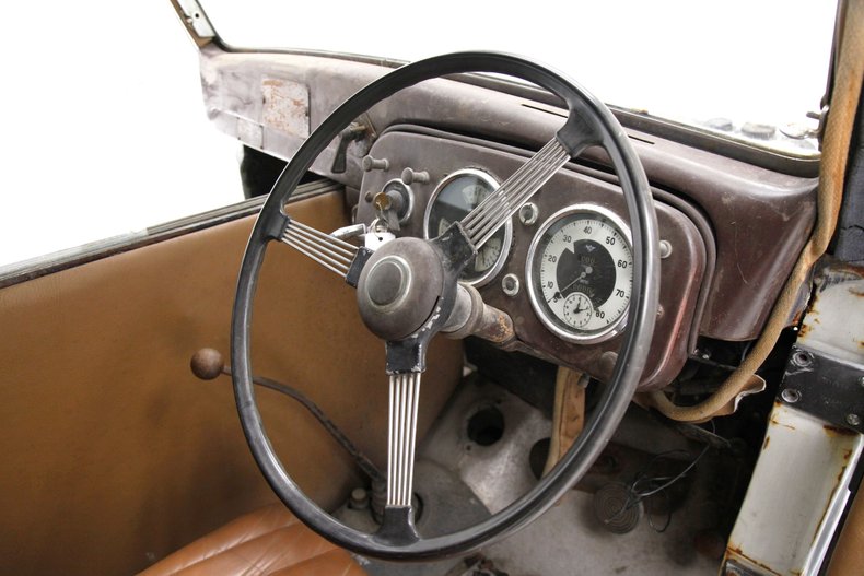 1957 Austin FX30 24