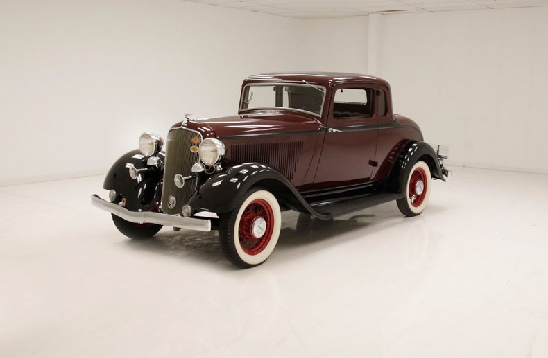1933 Plymouth Deluxe 1