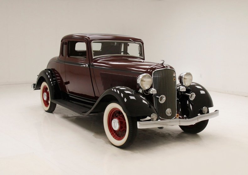 1933 Plymouth Deluxe 2