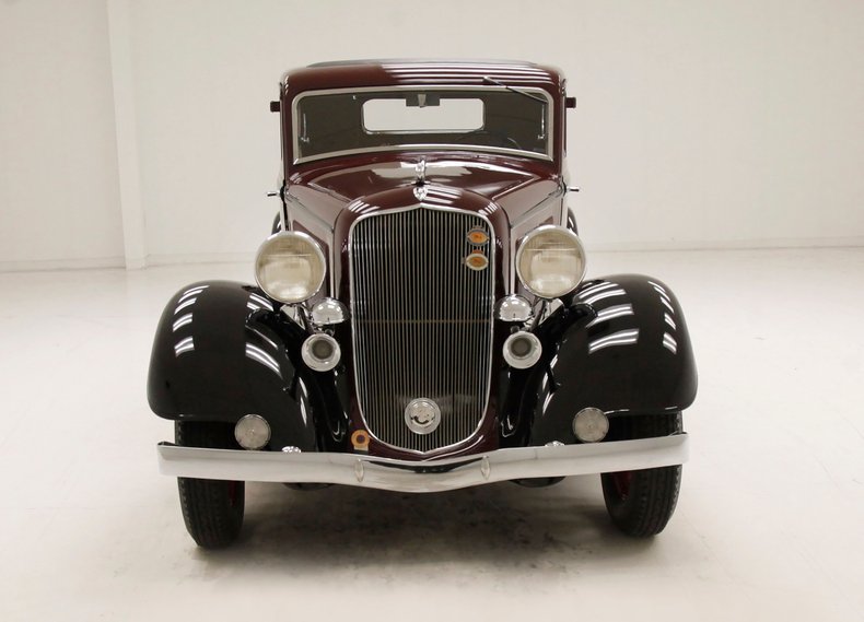 1933 Plymouth Deluxe 7