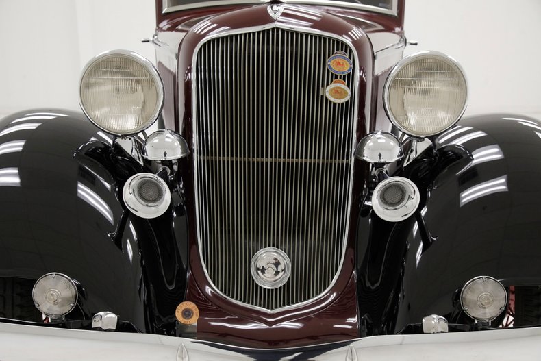 1933 Plymouth Deluxe 13