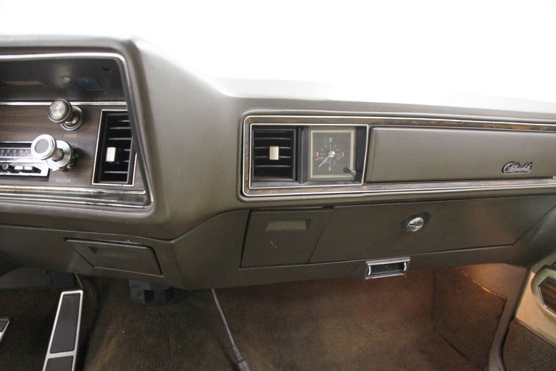 1972 Oldsmobile 98 31