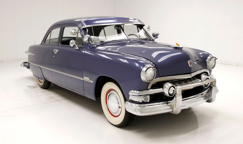 1951 Ford Custom Deluxe 6