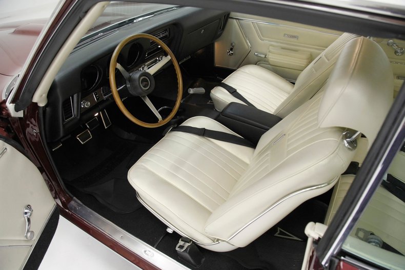 1969 Pontiac GTO 25