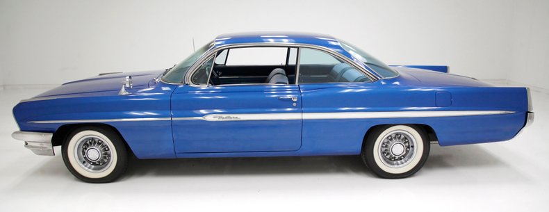 1961 Pontiac Ventura 2