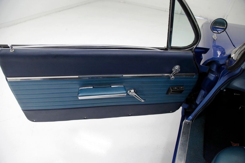 1961 Pontiac Ventura 28