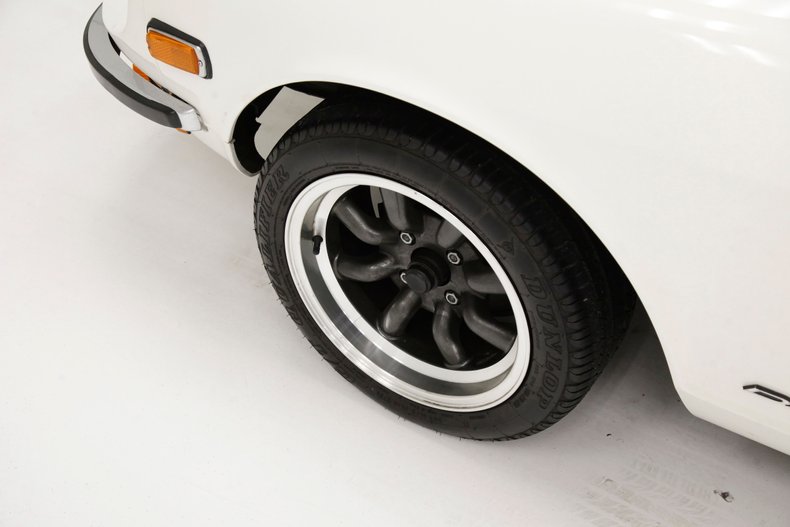 1970 Datsun 240Z 11