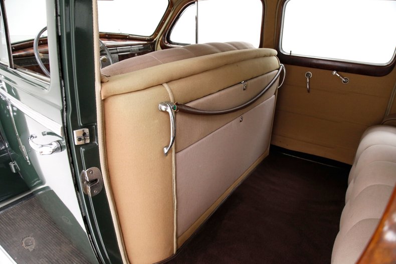 1939 Cadillac Series 75 42