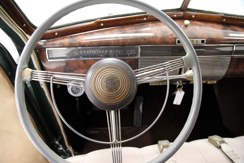 1939 Cadillac Series 75 30