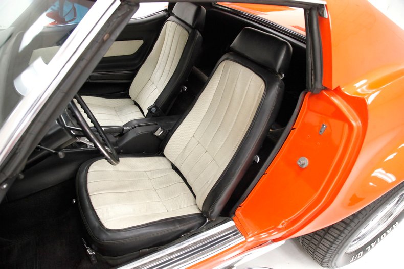 1969 Chevrolet Corvette 25