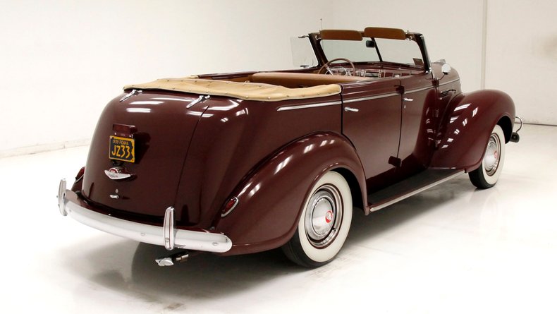 1939 Plymouth P8 8