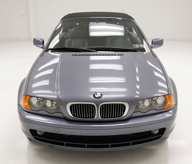2002 BMW 325 7