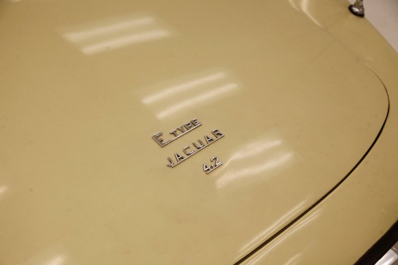 1969 Jaguar XKE 26