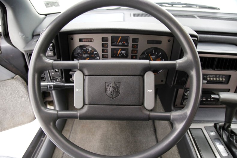 1987 Pontiac Fiero 28