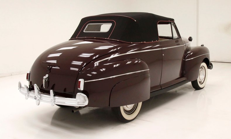 1941 Ford Super Deluxe 8