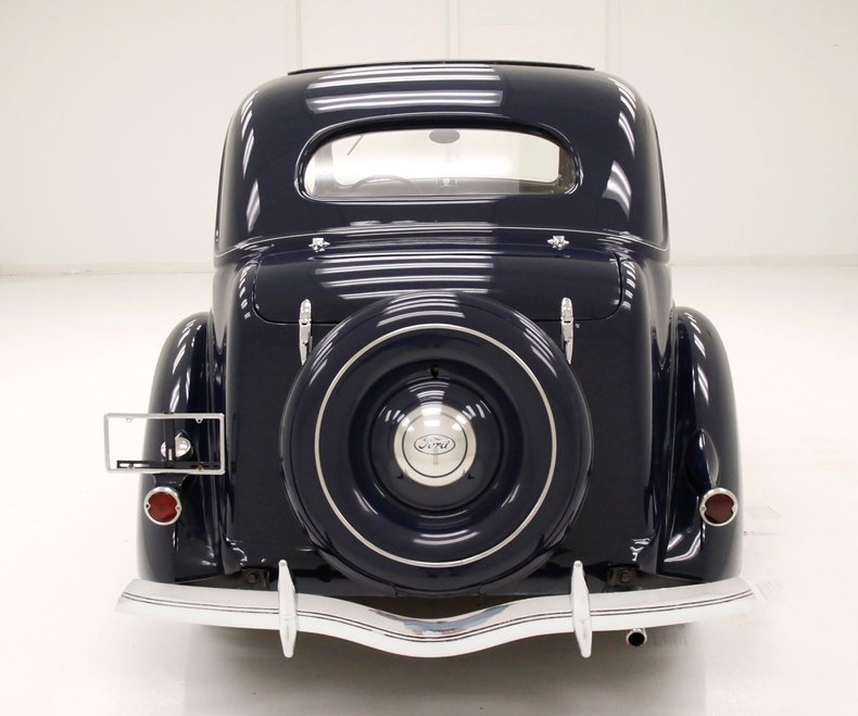 1936 Ford Deluxe 4