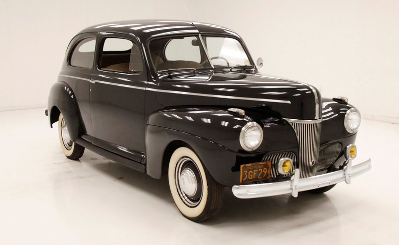 1941 Ford Tudor 6
