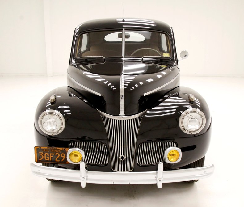 1941 Ford Tudor 7