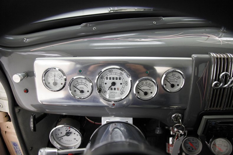 1940 Chevrolet Master Deluxe 27
