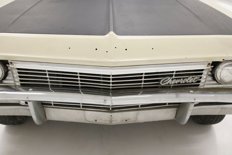 1965 Chevrolet Biscayne 12