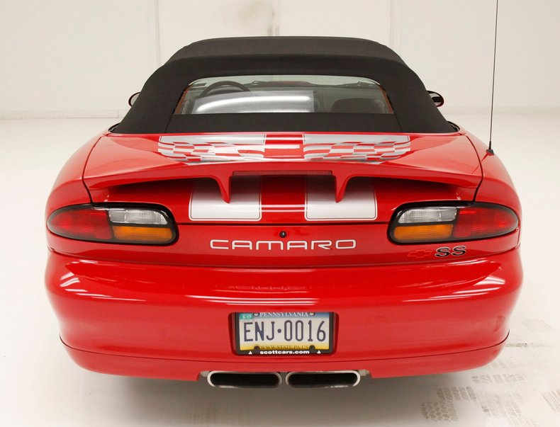 2002 Chevrolet Camaro 8