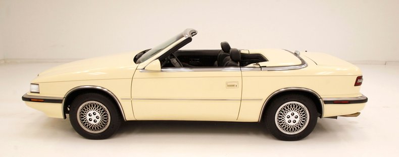 1990 Chrysler TC by Maserati 5
